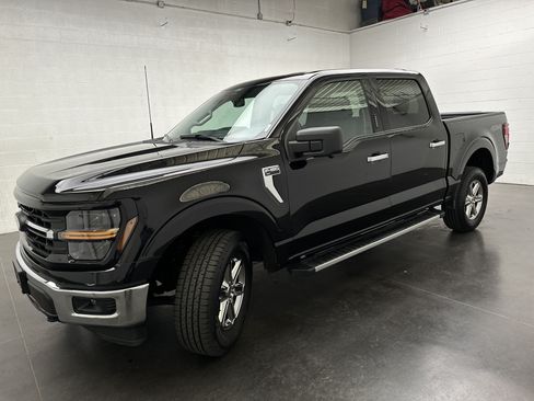 Used 2024 Ford F150 XLT AWD/4WD image 4
