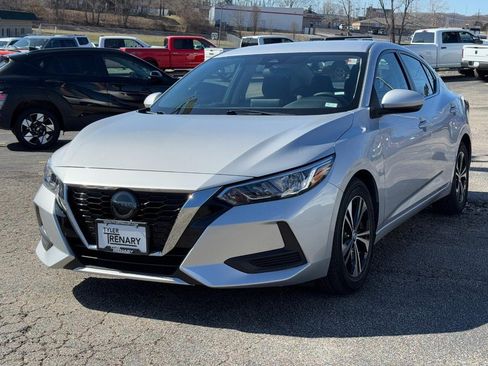 Used 2023 Nissan Sentra SV image 6