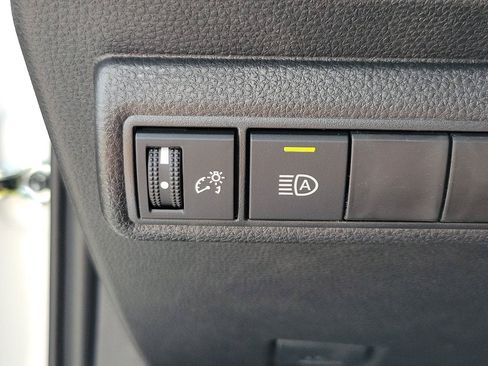 Used 2026 Toyota Corolla LE FWD image 29