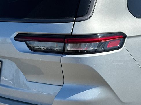 New 2026 Jeep Grand Cherokee L Limited AWD/4WD image 27