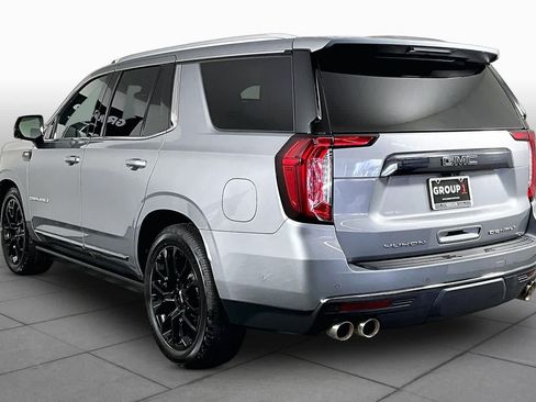 Used 2023 GMC Yukon Denali Ultimate AWD/4WD image 11