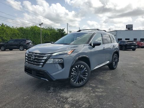 New 2025 Nissan Rogue Platinum image 19