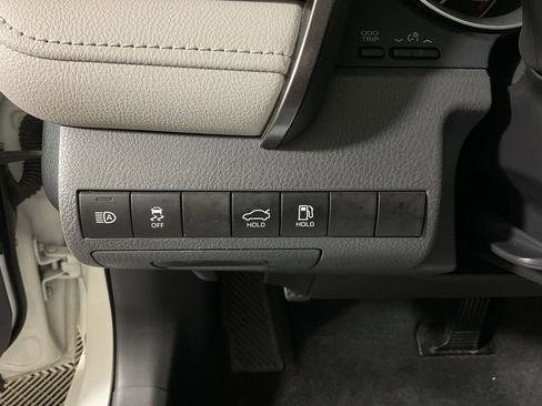 Used 2022 Toyota Camry LE FWD image 26