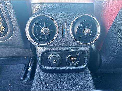 Used 2022 Kia Stinger GT1 w/ Red Interior Color Package RWD image 14