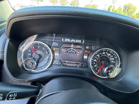 Used 2022 RAM 1500 Laramie image 16