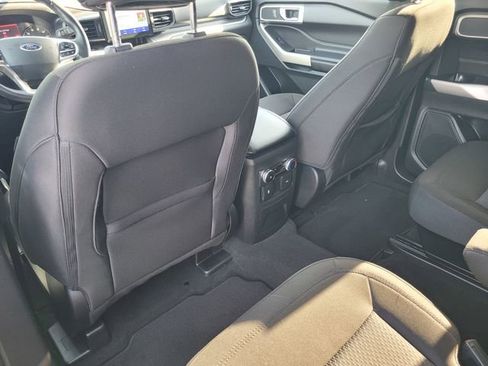 Certified 2023 Ford Explorer XLT image 12