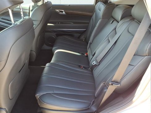 Used 2024 Genesis GV80 2.5T image 13