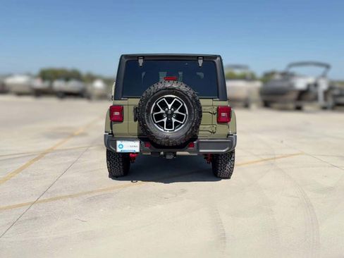New 2025 Jeep Wrangler Rubicon w/ Convenience Group image 10