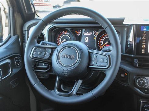 New 2025 Jeep Gladiator Sport image 15