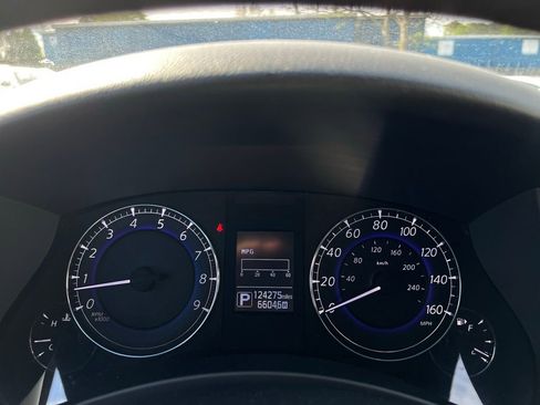 Used 2017 INFINITI QX50 2WD image 16