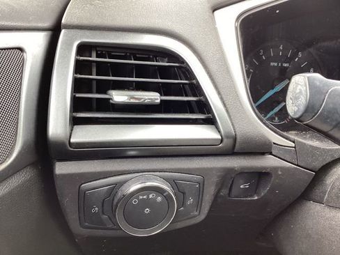 Used 2014 Ford Fusion SE image 28