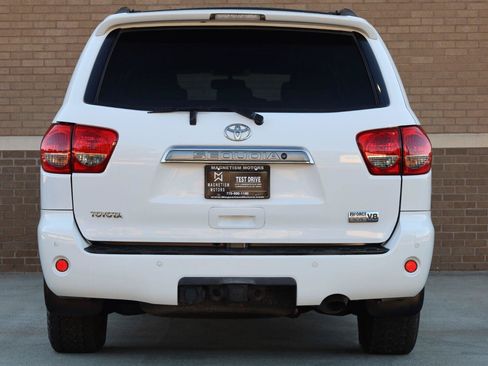 Used 2008 Toyota Sequoia Limited AWD/4WD image 9