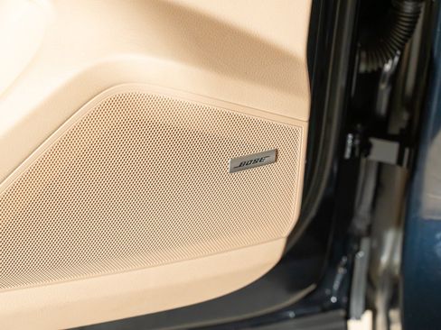 Certified 2023 Porsche Cayenne Coupe AWD/4WD image 19
