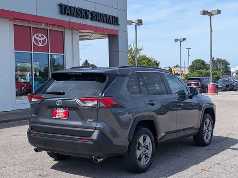 Certified 2025 Toyota RAV4 XLE AWD/4WD image 7