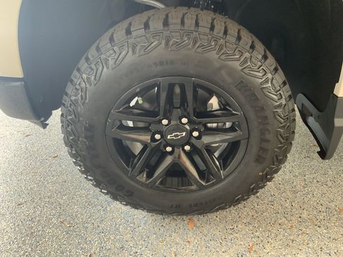 New 2026 Chevrolet Silverado 1500 Custom Trail Boss AWD/4WD image 27