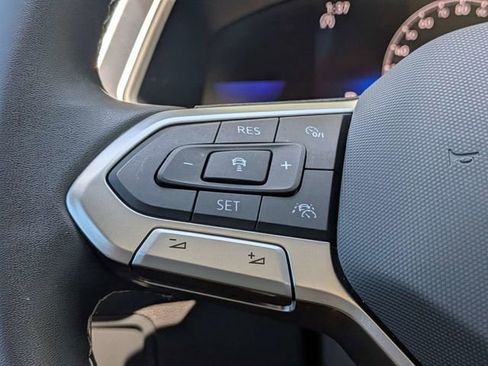 Certified 2023 Volkswagen Tiguan SE image 29