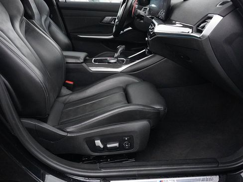 Used 2024 BMW M3 Competition w/ Premium Package image 24