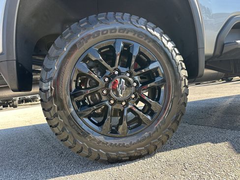 Certified 2025 Chevrolet Silverado 2500 LTZ w/ LTZ Plus Package image 18