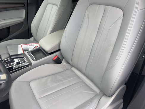 Used 2022 Audi Q5 2.0T Premium Plus image 12