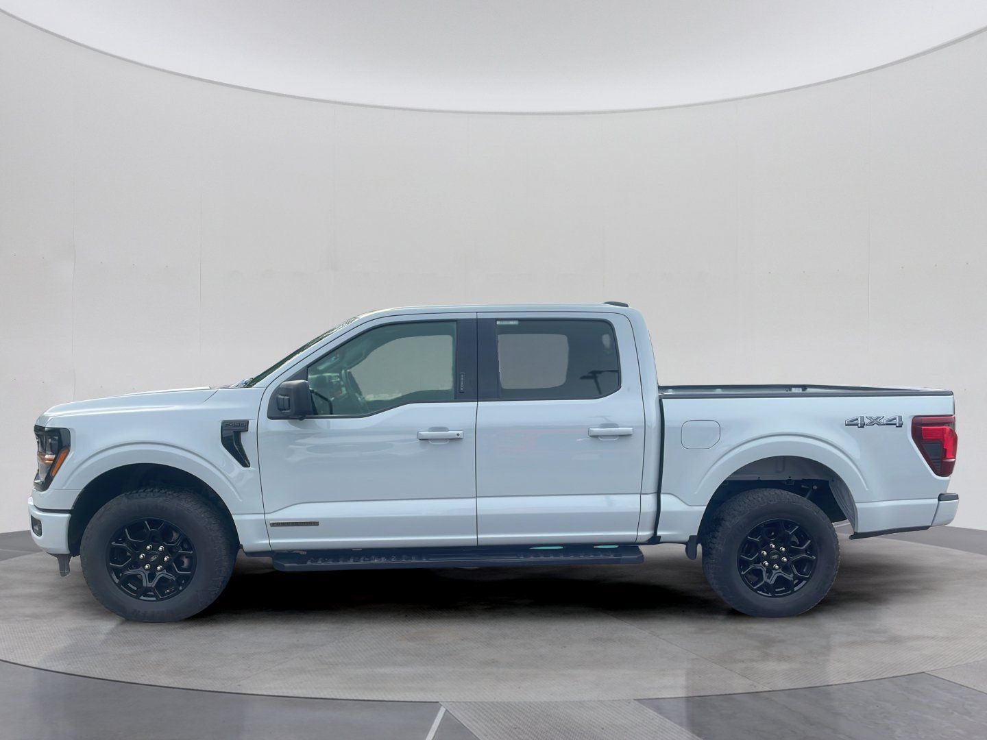 Used 2024 Ford F150 XLT w/ Mobile Office Package AWD/4WD image 2