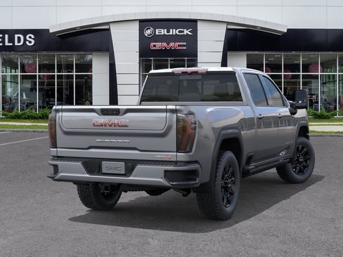 New 2026 GMC Sierra 3500 AT4 AWD/4WD image 4
