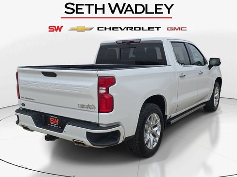Used 2022 Chevrolet Silverado 1500 High Country w/ Technology Package AWD/4WD image 7