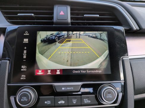 Used 2016 Honda Civic Touring image 25