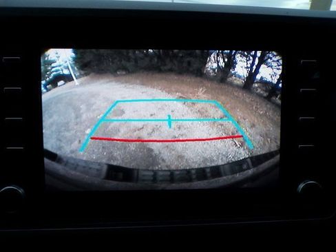 Used 2020 Toyota Tacoma TRD Sport image 21