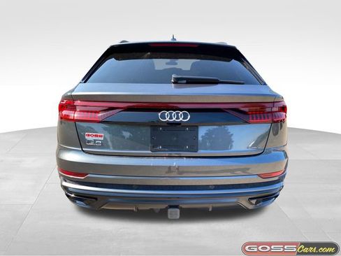 Used 2020 Audi Q8 Prestige AWD/4WD image 4