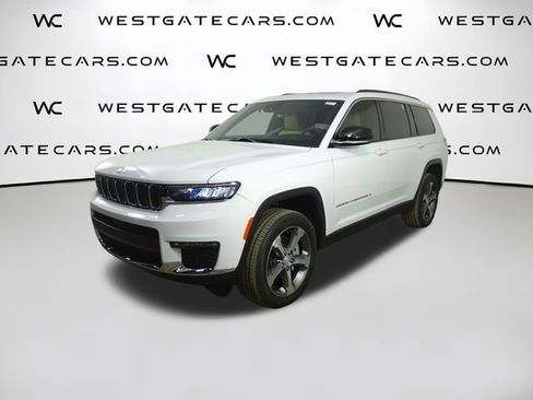 Used 2025 Jeep Grand Cherokee L Limited image 1