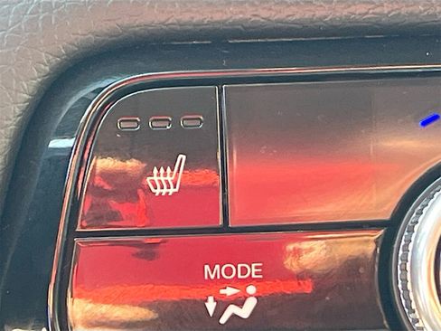 Used 2024 Honda Pilot Touring image 21