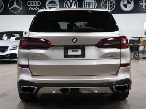 Used 2019 BMW X5 xDrive50i w/ M Sport Package image 4