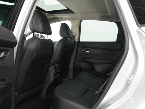 Used 2025 Nissan Murano SL AWD/4WD image 18