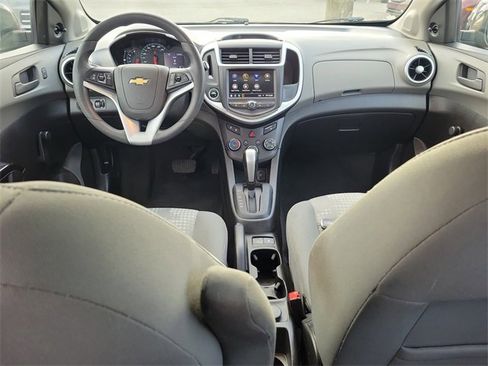 Used 2020 Chevrolet Sonic LT image 11