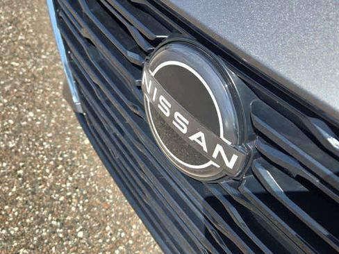 Used 2024 Nissan Altima 2.5 S FWD image 11