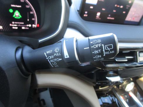 Certified 2022 Acura MDX SH-AWD w/ Technology Package image 30