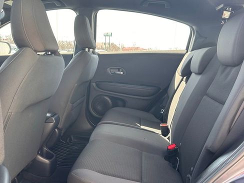 Used 2020 Honda HR-V Sport image 14
