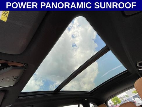 Used 2022 BMW X5 xDrive45e AWD/4WD image 2