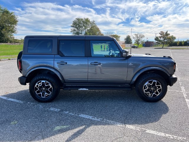 Used 2022 Ford Bronco Outer Banks AWD/4WD image 12