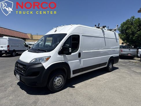 Used 2023 RAM ProMaster 3500 FWD image 4