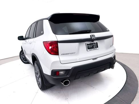 Used 2023 Honda Passport EX-L image 7