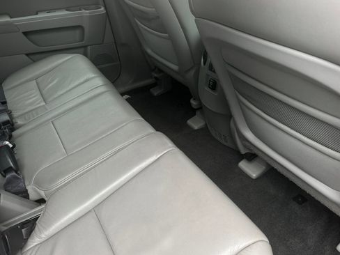 Used 2010 Honda Pilot EX-L image 28