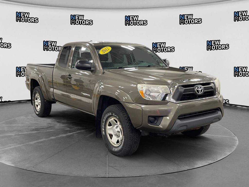 Used 2012 Toyota Tacoma 4x4 Access Cab w/ SR5 Pkg image 7