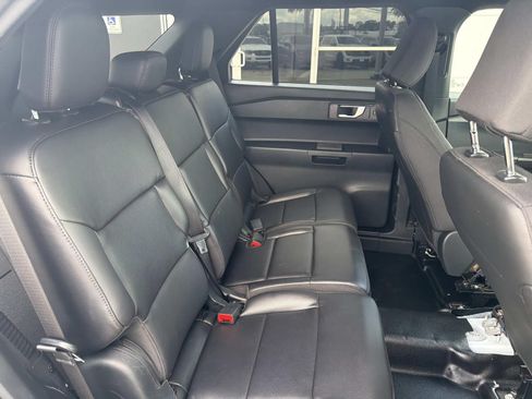 Used 2021 Ford Explorer 4WD Police Interceptor image 12