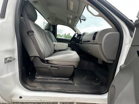 Used 2013 Chevrolet Silverado 2500 W/T AWD/4WD image 34