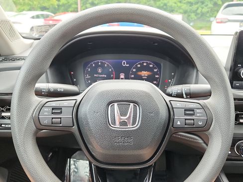 Used 2024 Honda Accord EX image 19