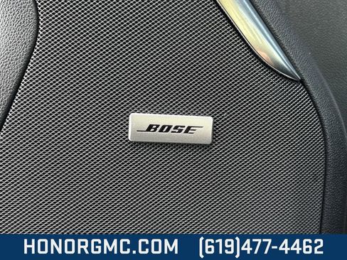 Used 2025 GMC Yukon Denali image 13