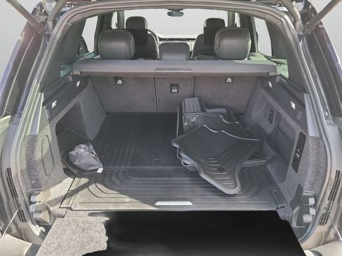 Used 2023 Land Rover Range Rover SE AWD/4WD image 11