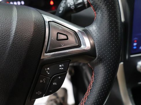 Used 2024 Ford Edge ST-Line AWD/4WD image 34