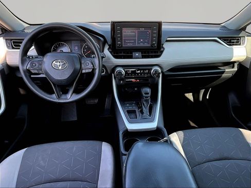 Used 2019 Toyota RAV4 XLE FWD image 7